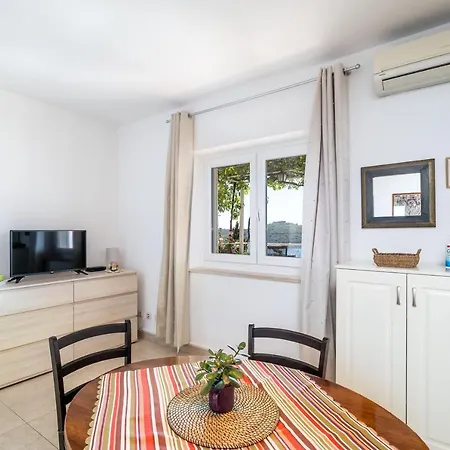 Apartment Rose 1 *