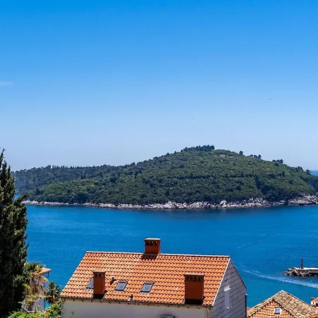 Rose 1 Ντουμπρόβνικ